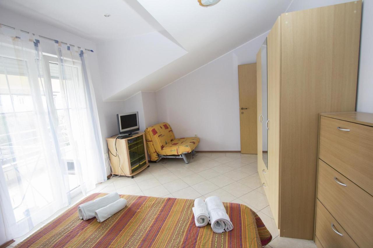 Rajci Apartamento *