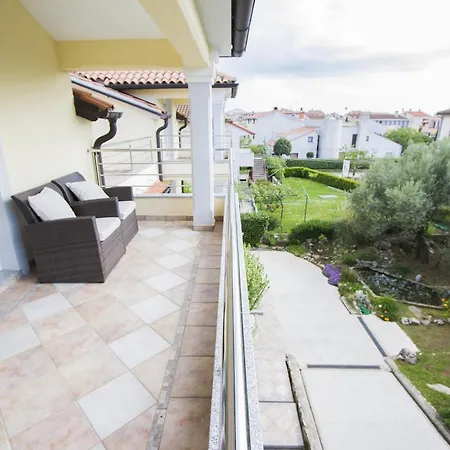 Apartments Rajci Rovinj Exterior photo