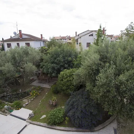 Apartments Rajci Rovinj Exterior photo