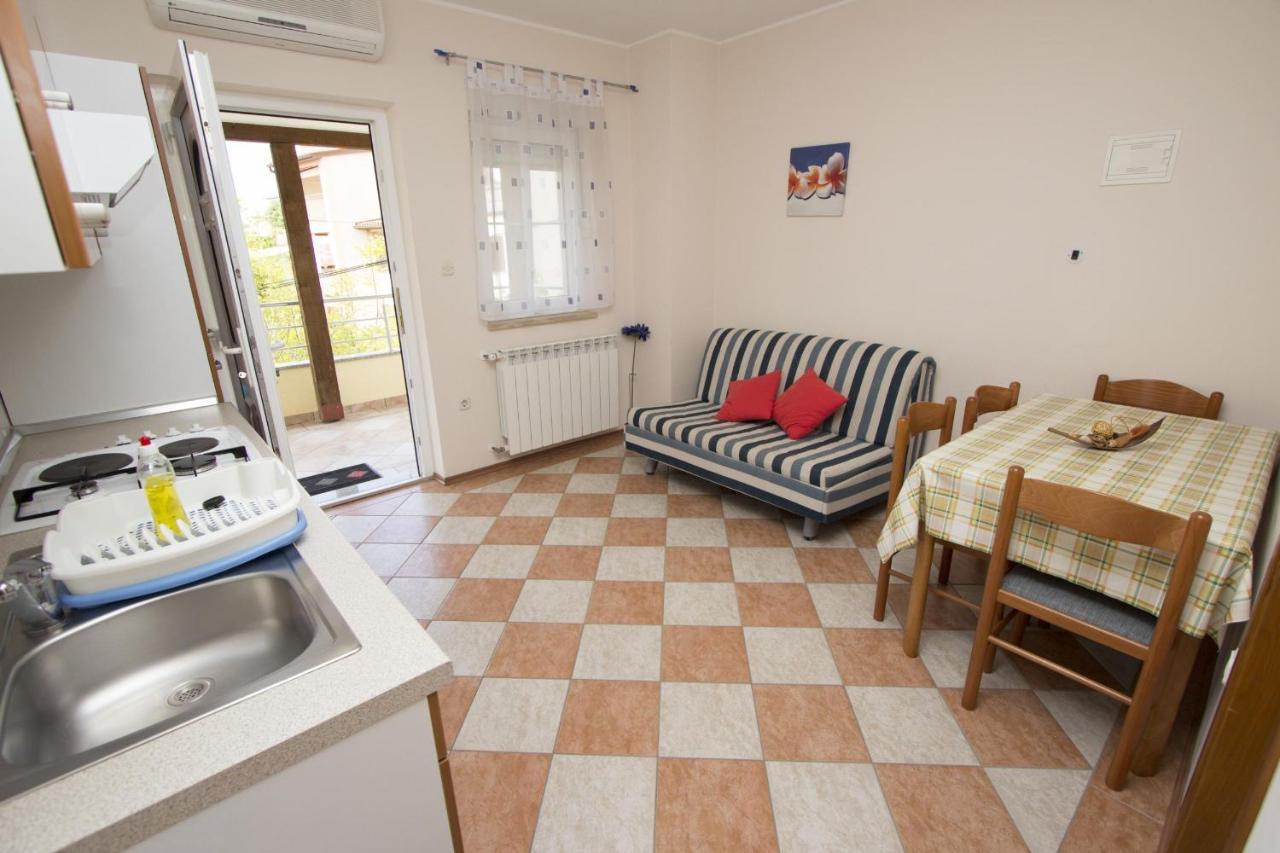 Apartment Rajci *